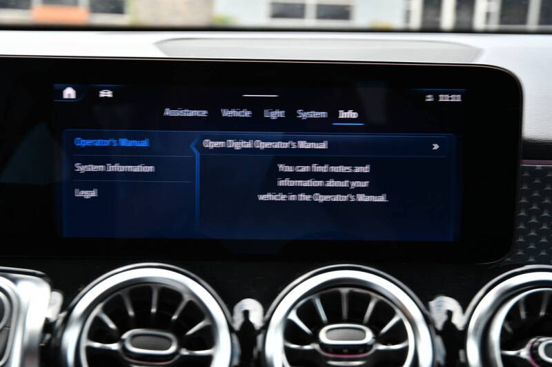 2024 Mercedes-Benz GLB GLB 250