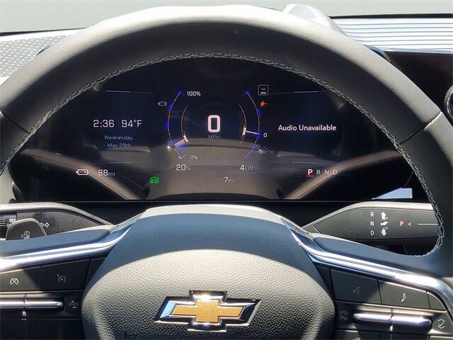 2025 Chevrolet Silverado EV LT