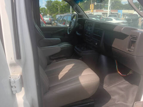 2019 Chevrolet Express 2500