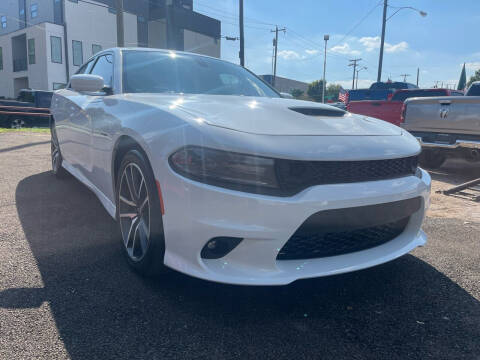 2019 Dodge Charger for sale at LLANOS AUTO SALES LLC in Dallas TX
