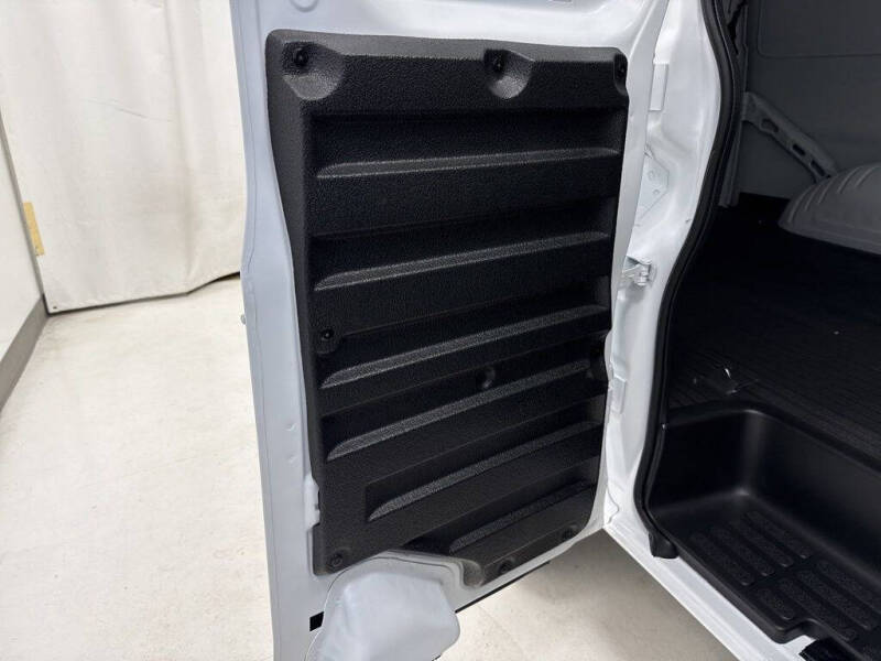 2025 Chevrolet Express 2500