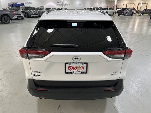 2025 Toyota RAV4 Hybrid LE