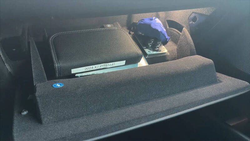 2024 BMW X7 xDrive40i