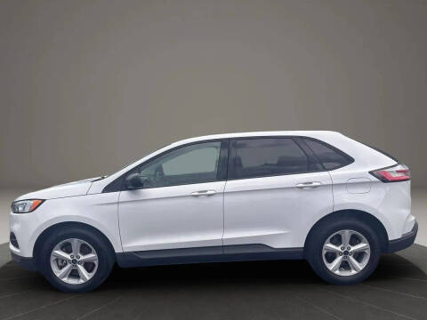 2020 Ford Edge SE
