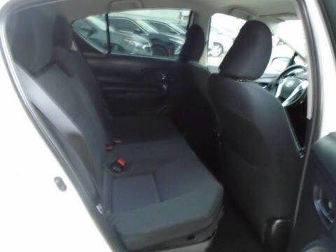 2016 Toyota Prius c Two