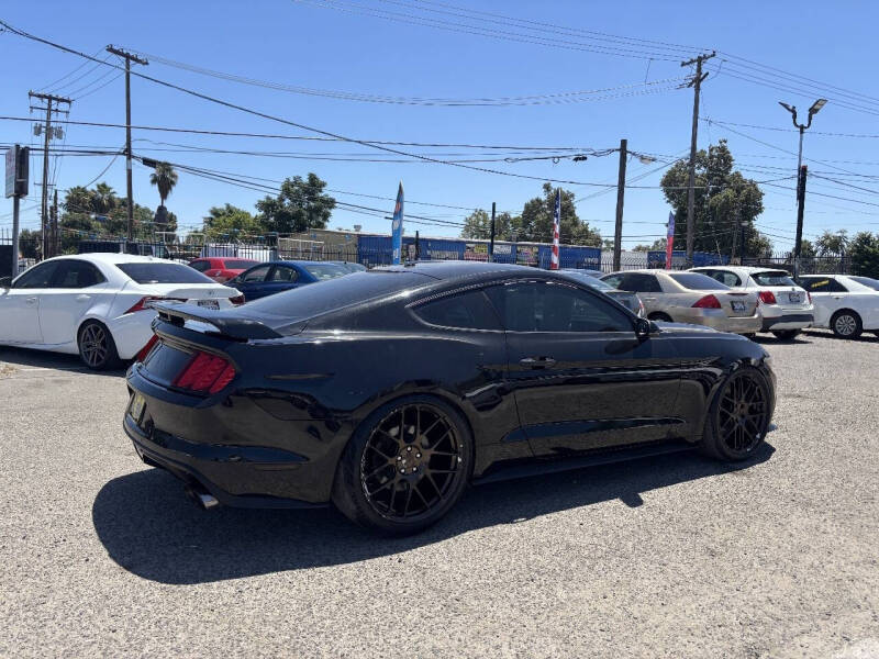 2017 Ford Mustang GT