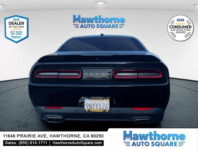 2016 Dodge Challenger SXT