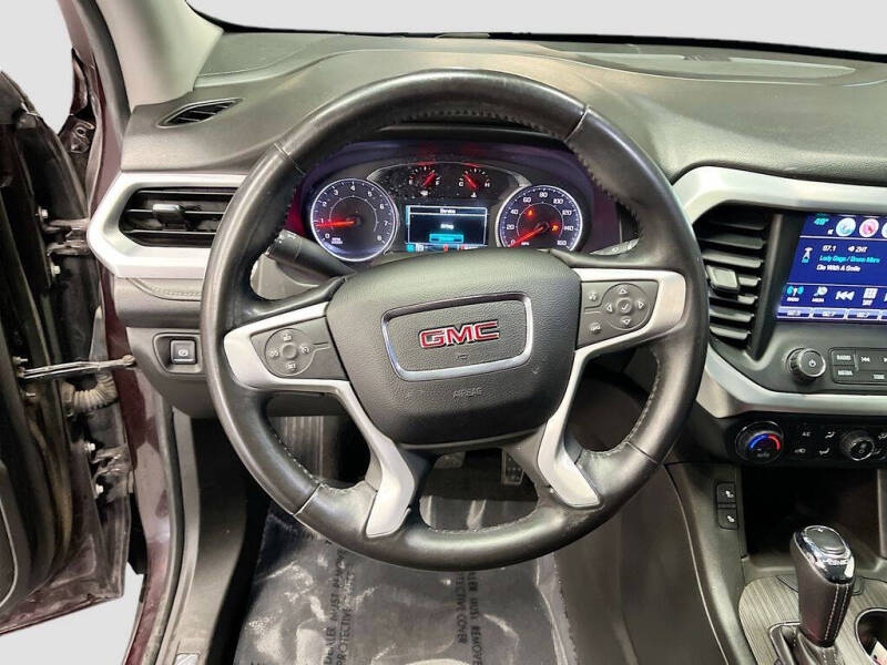 2017 GMC Acadia SLT-1