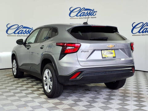 2024 Chevrolet Trax LS