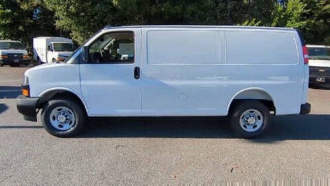 2025 Chevrolet Express 2500