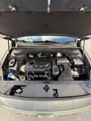 2019 Hyundai Santa Fe SE 2.4L