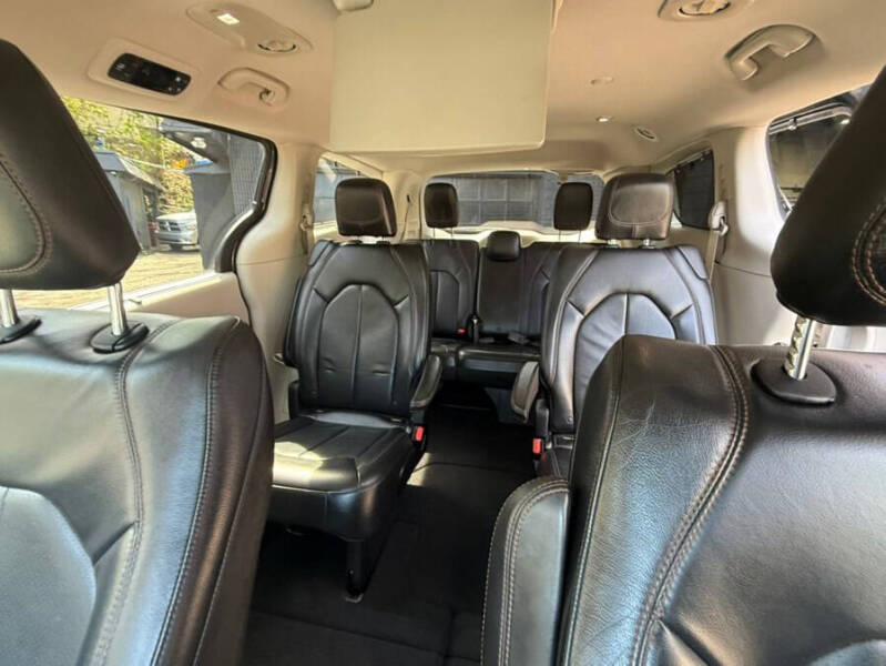 2018 Chrysler Pacifica Touring L