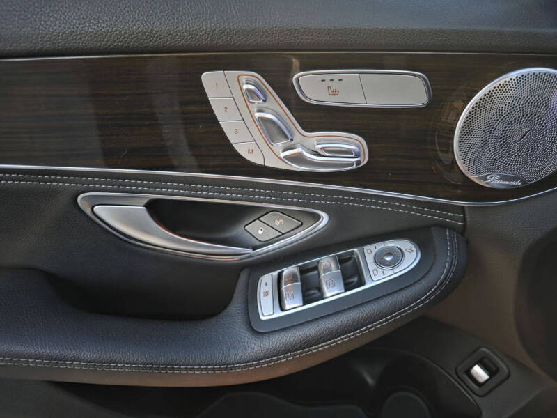 2015 Mercedes-Benz C-Class C 300