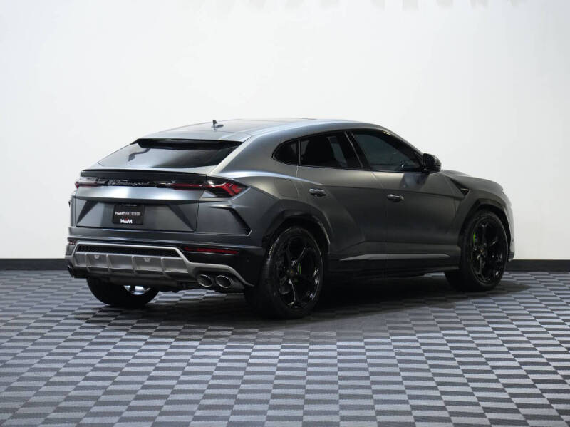 2019 Lamborghini Urus