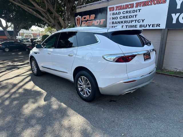 2022 Buick Enclave Essence
