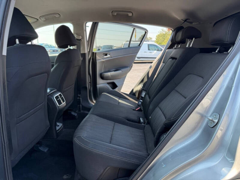 2022 Kia Sportage LX