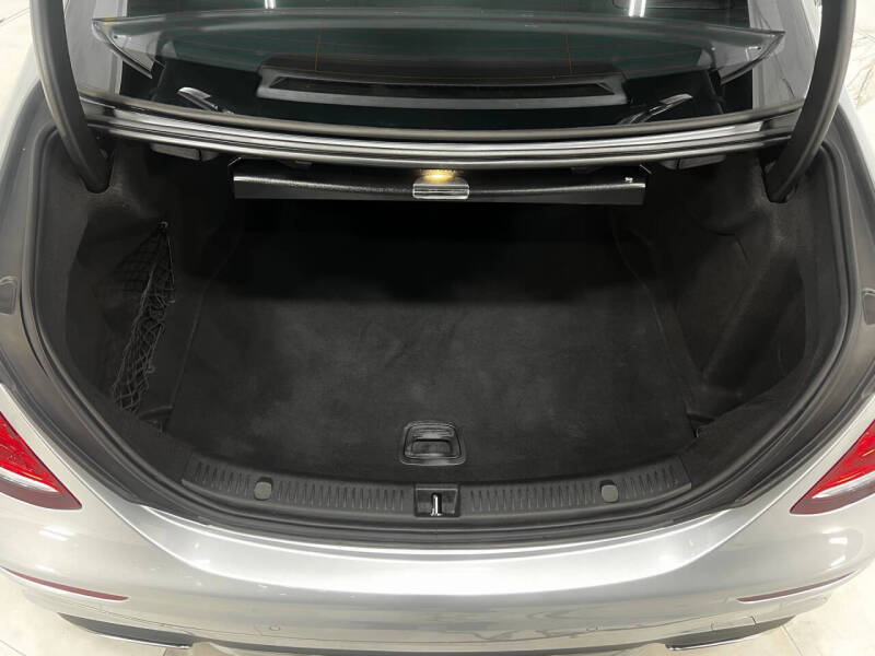 2018 Mercedes-Benz E-Class E 300