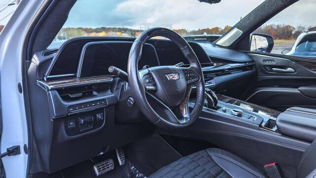 2022 Cadillac Escalade ESV Sport Platinum