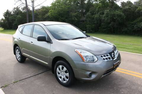 2011 Nissan Rogue for sale at Clear Lake Auto World in League City TX