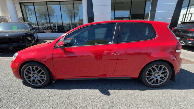 2010 Volkswagen GTI Base PZEV