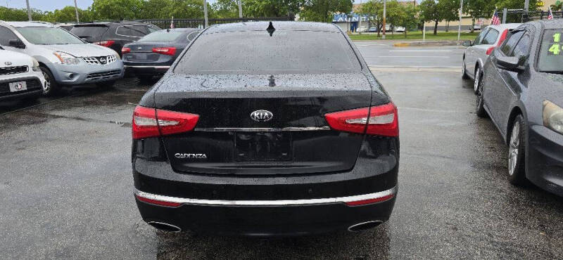 2015 Kia Cadenza Premium