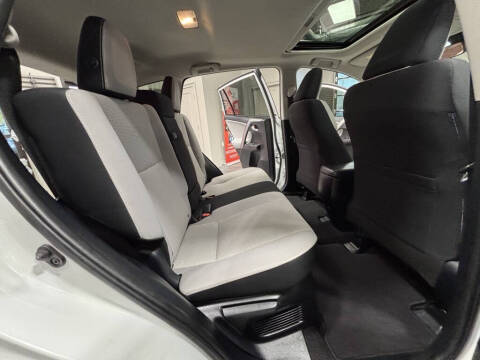 2017 Toyota RAV4 Hybrid XLE