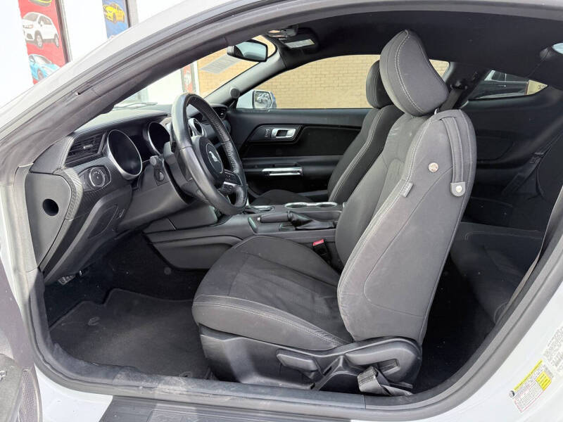 2019 Ford Mustang EcoBoost