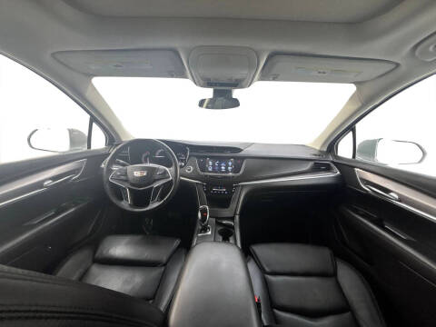 2017 Cadillac XT5 Premium Luxury