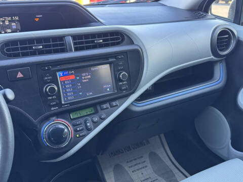 2012 Toyota Prius c Three