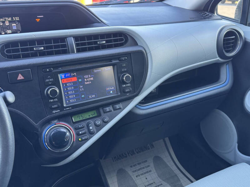 2012 Toyota Prius c Three