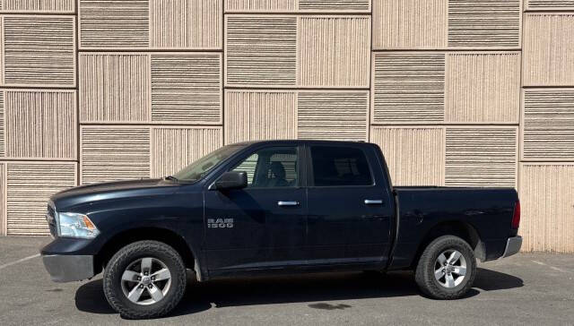 2017 RAM 1500 SLT