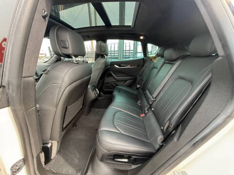 2023 Maserati Levante Modena