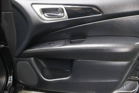 2020 Nissan Pathfinder S