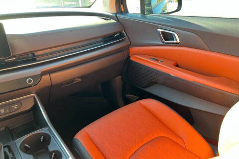 2025 Kia Carnival SX