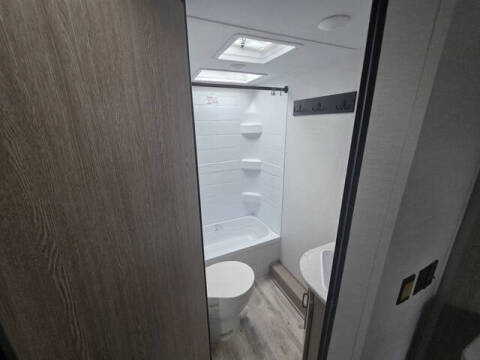 2025 Gulfstream Conquest