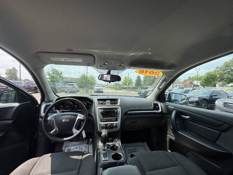 2016 GMC Acadia SLE-1