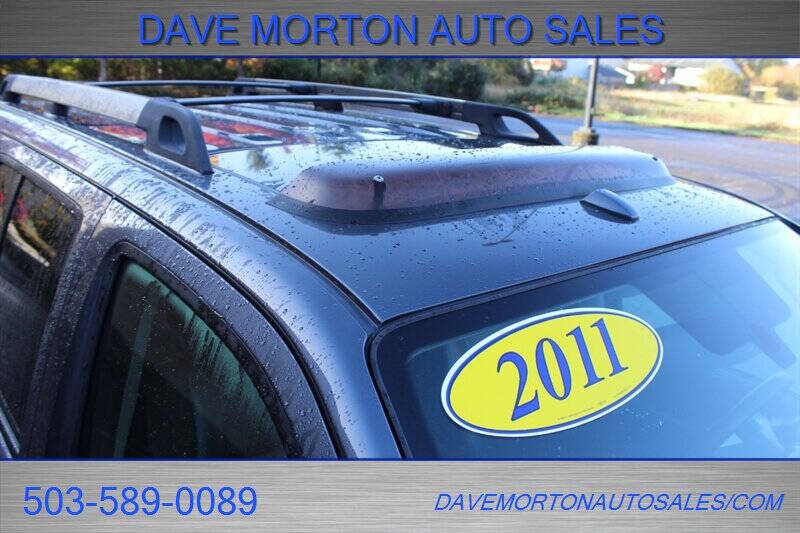 2011 Nissan Pathfinder LE