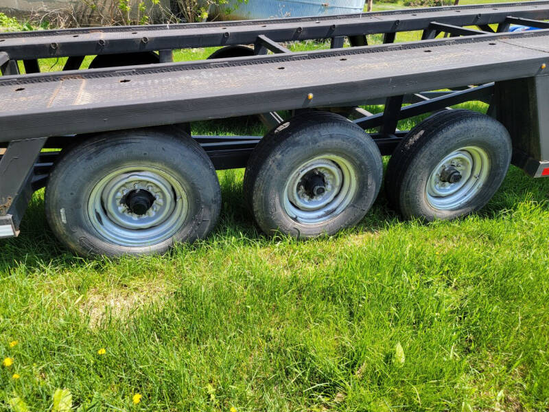 2000 BMMM tri-axle 3 car hauler