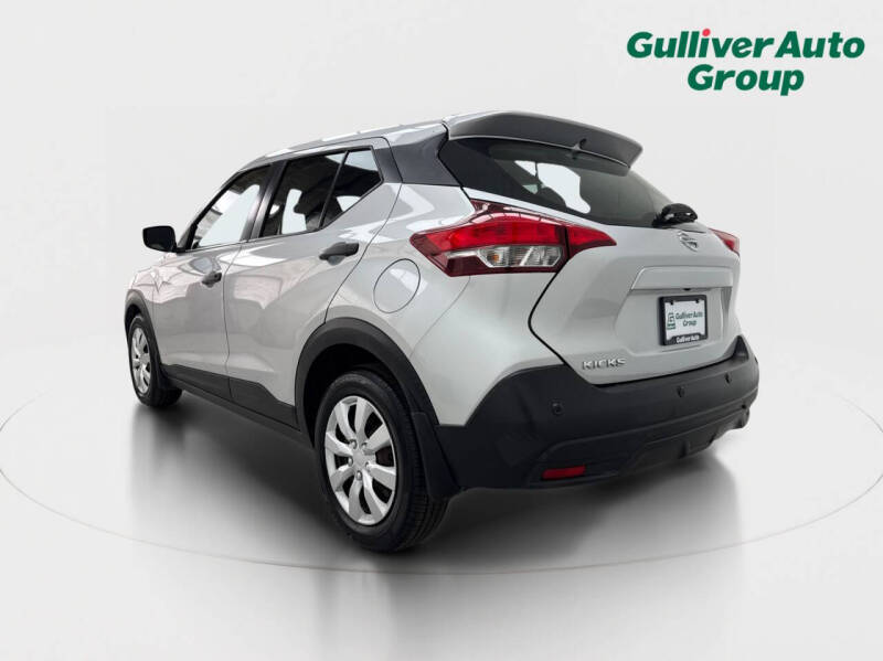 2020 Nissan Kicks S