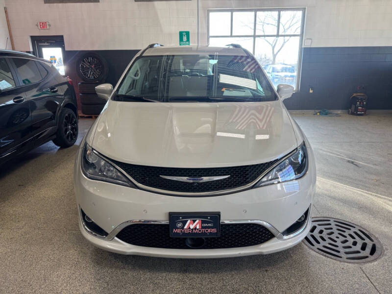 2019 Chrysler Pacifica Touring L Plus