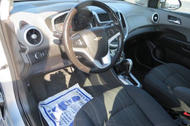 2017 Chevrolet Sonic LT Auto