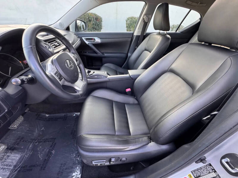 2011 Lexus CT 200h