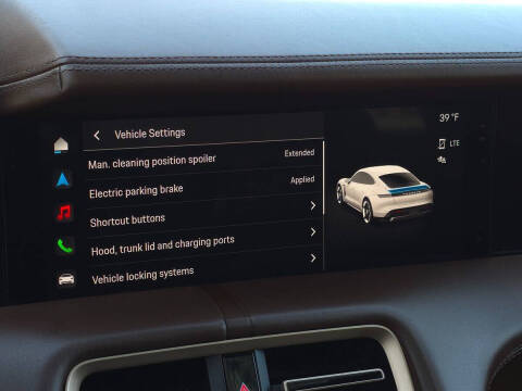 2020 Porsche Taycan Turbo