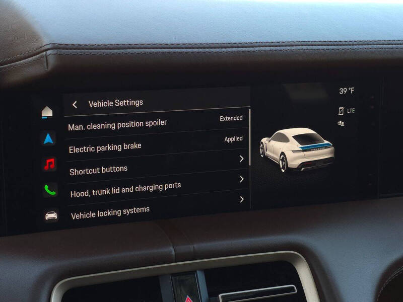 2020 Porsche Taycan Turbo