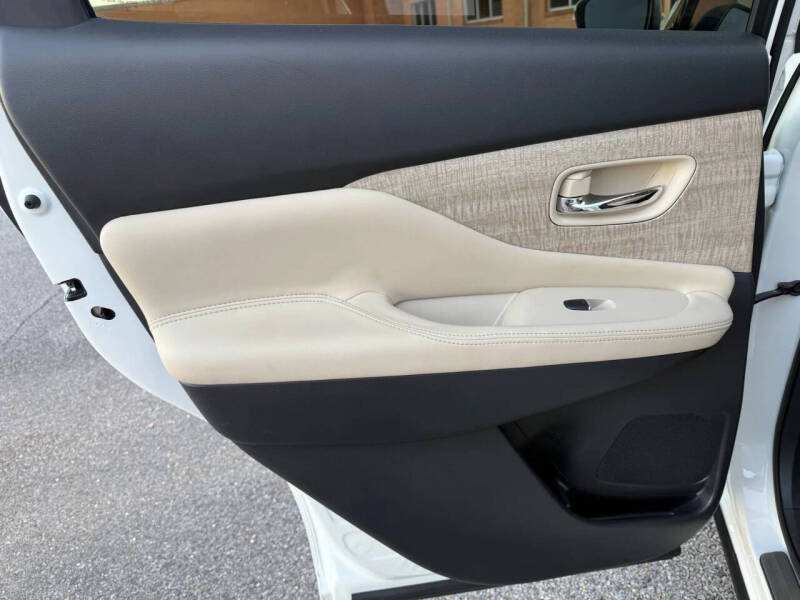 2022 Nissan Murano SL