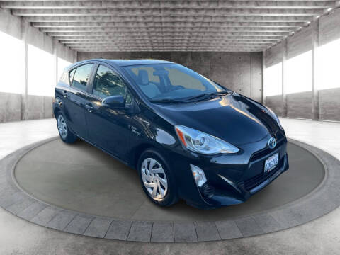 2015 Toyota Prius c One