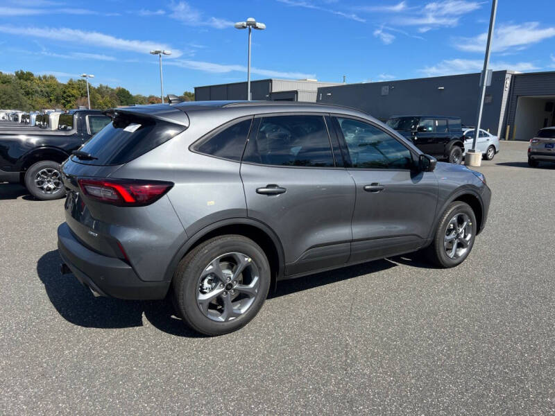 2026 Ford Escape ST-Line Select