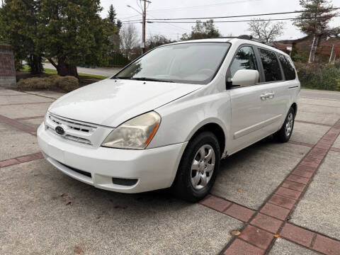 2008 Kia Sedona LX