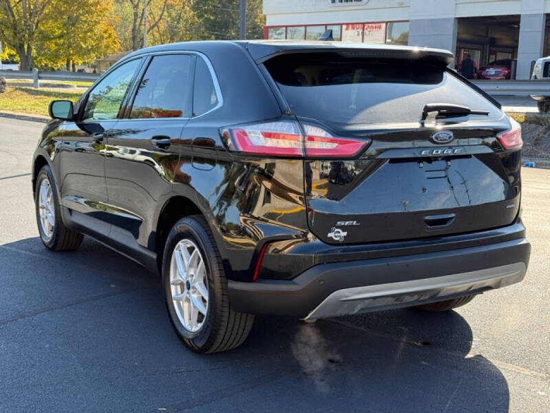 2022 Ford Edge SEL