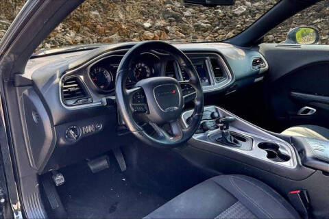 2019 Dodge Challenger SXT